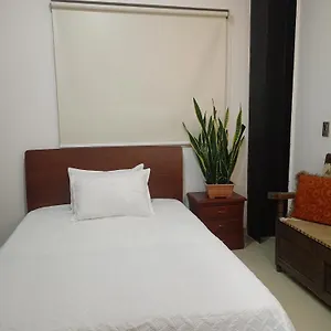 apartaestudio-102-calazans-apartment.colombiamedellinhotels.com/